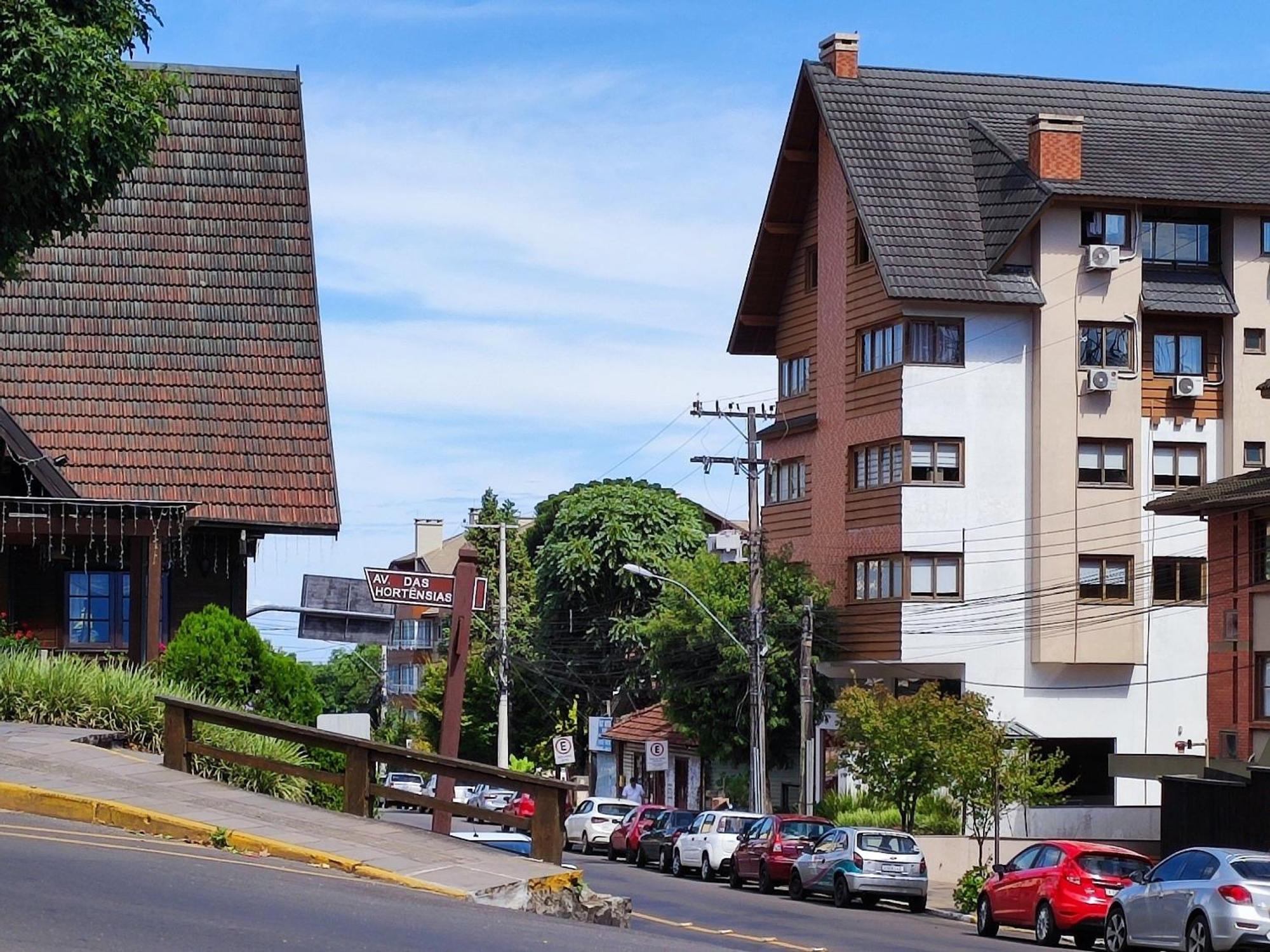 Solar Da Encosta 305 - Espaco E Conforto No Centro Gramado Zewnętrze zdjęcie